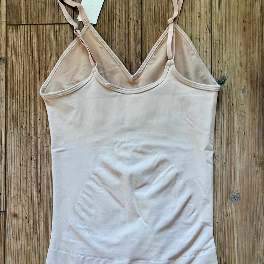 SPANX Power Seamless, Beige Shapewear Camisole, Large-Fits like a Medium - Picture 8 of 8